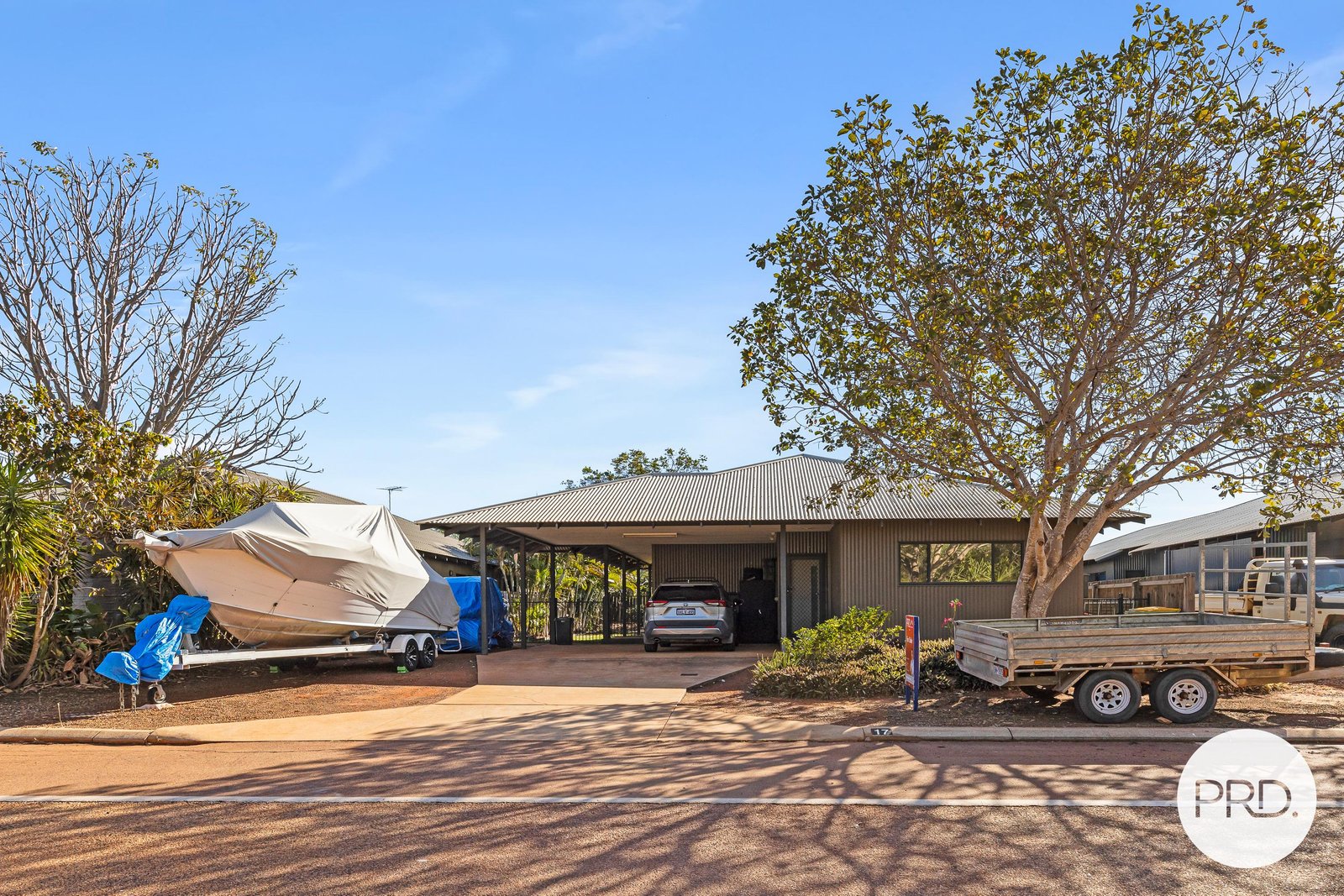 17 Tomarito Crescent BILINGURR 26