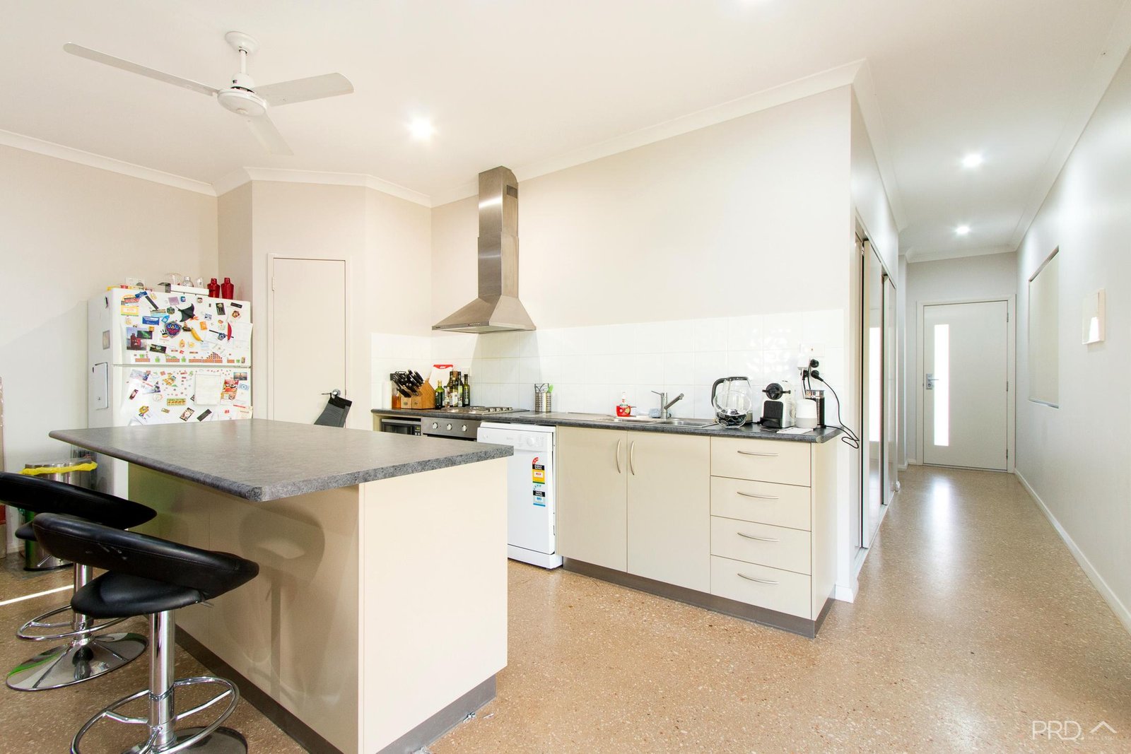 17 Tomarito Crescent BILINGURR 1
