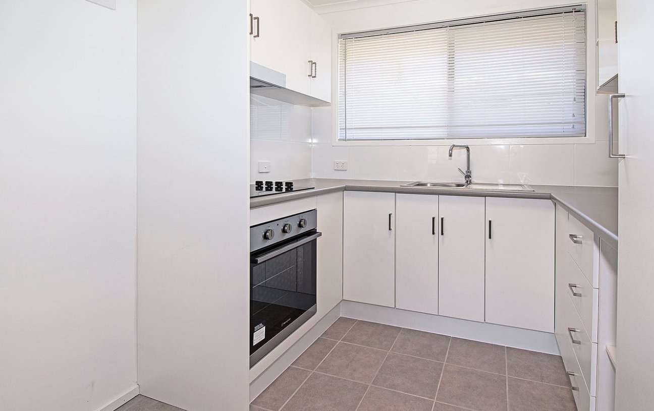 1/7 Tomkins Place SOUTHPORT 3