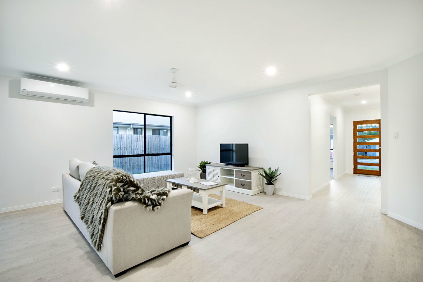 17 Trader Crescent CANNONVALE 6