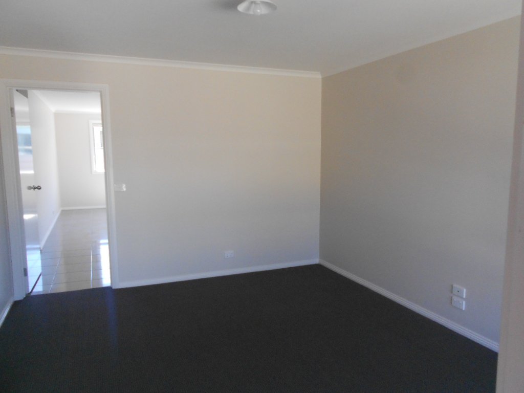 17 Tristan Drive SEBASTOPOL 2