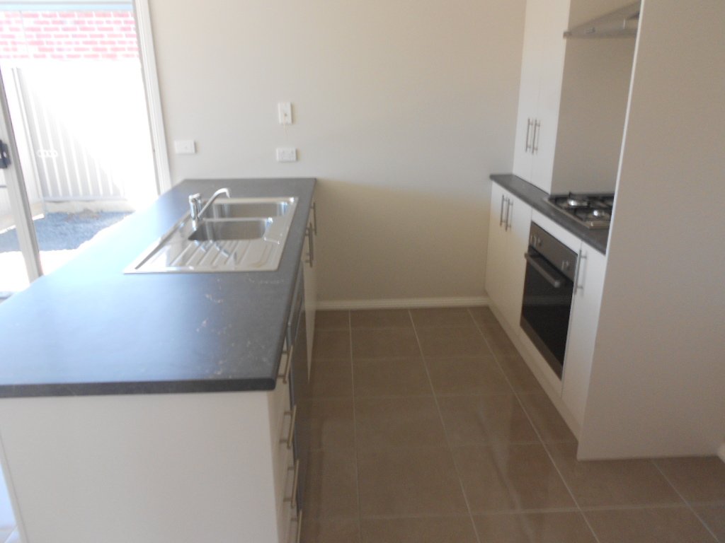 17 Tristan Drive SEBASTOPOL 7