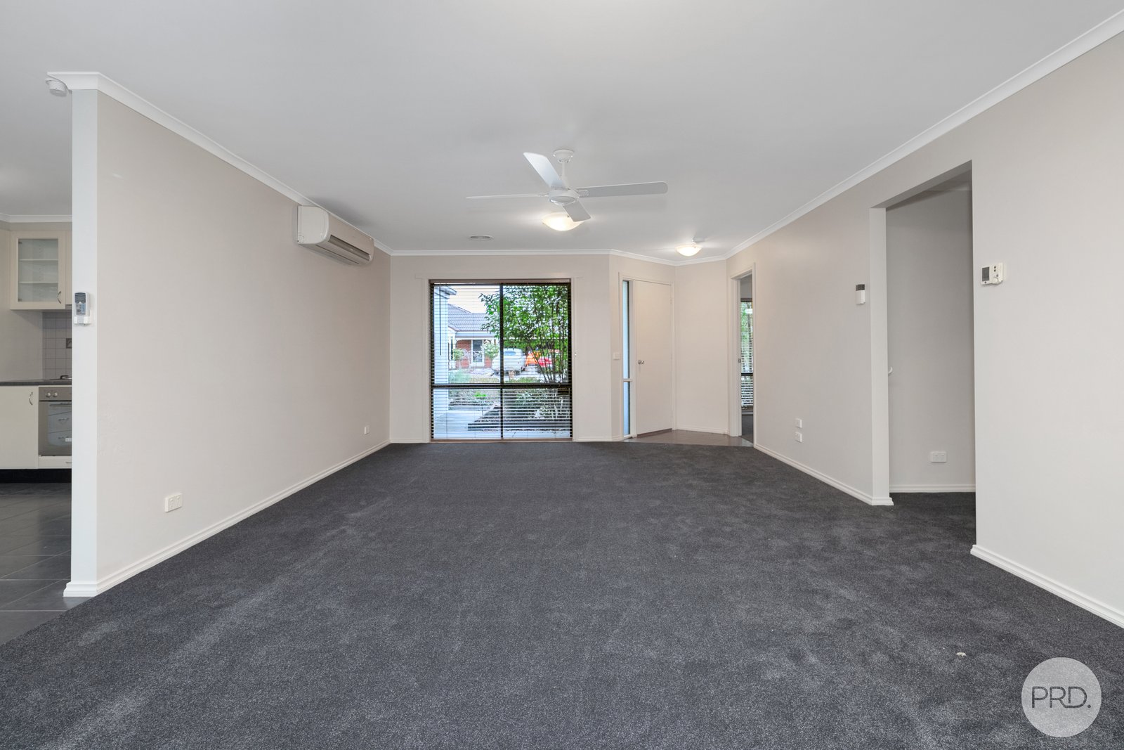 17 Tulloch Rise CANADIAN 2