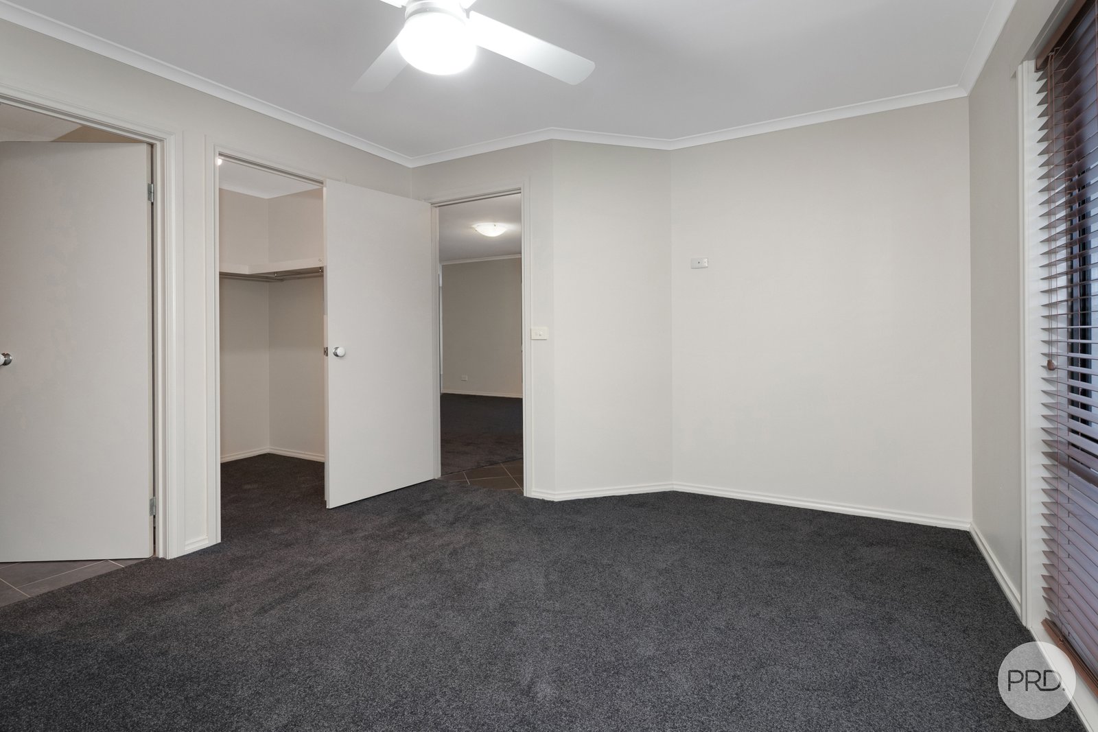 17 Tulloch Rise CANADIAN 7