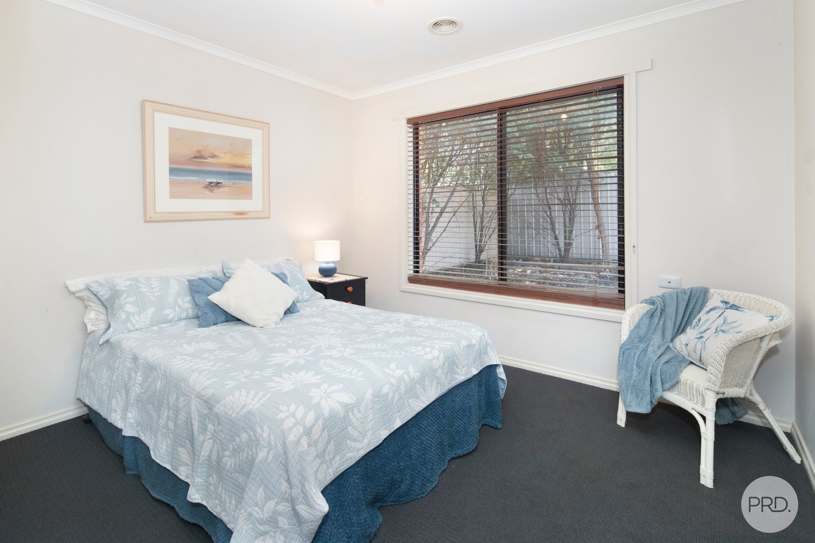 17 Tulloch Rise CANADIAN 9