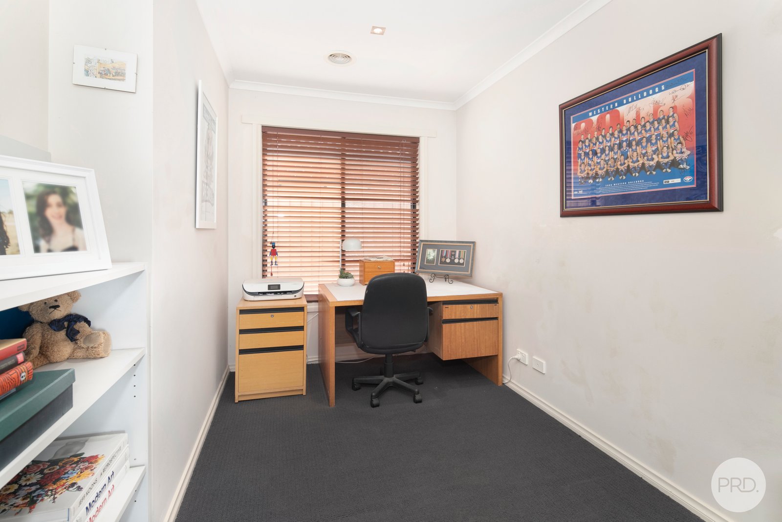 17 Tulloch Rise CANADIAN 11