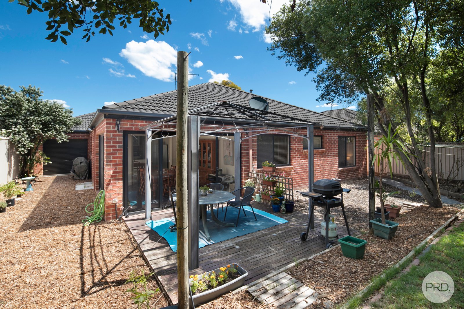 17 Tulloch Rise CANADIAN 13