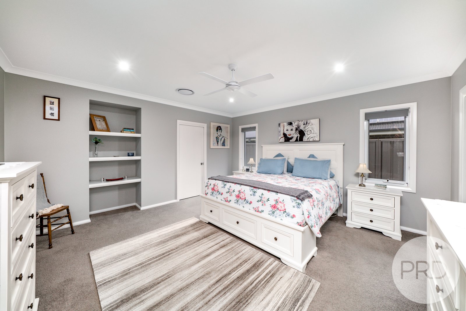 17 Turramia Crescent GOBBAGOMBALIN 10