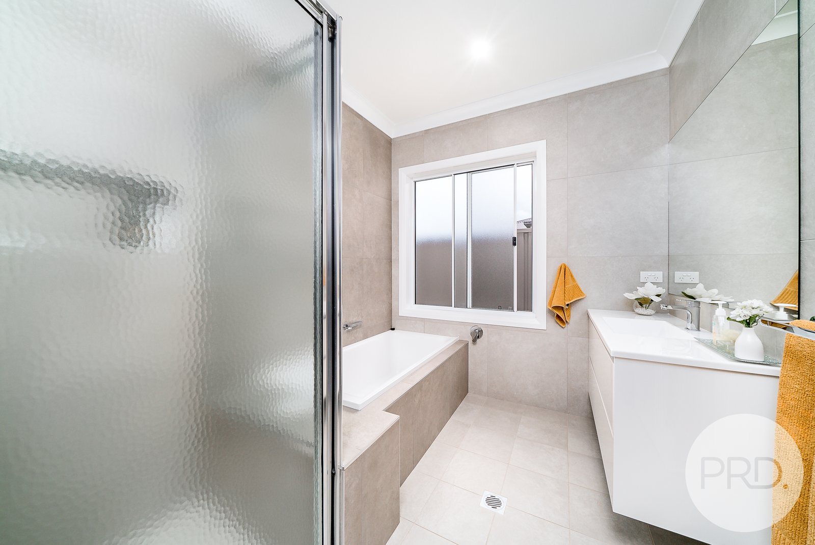 17 Turramia Crescent GOBBAGOMBALIN 14