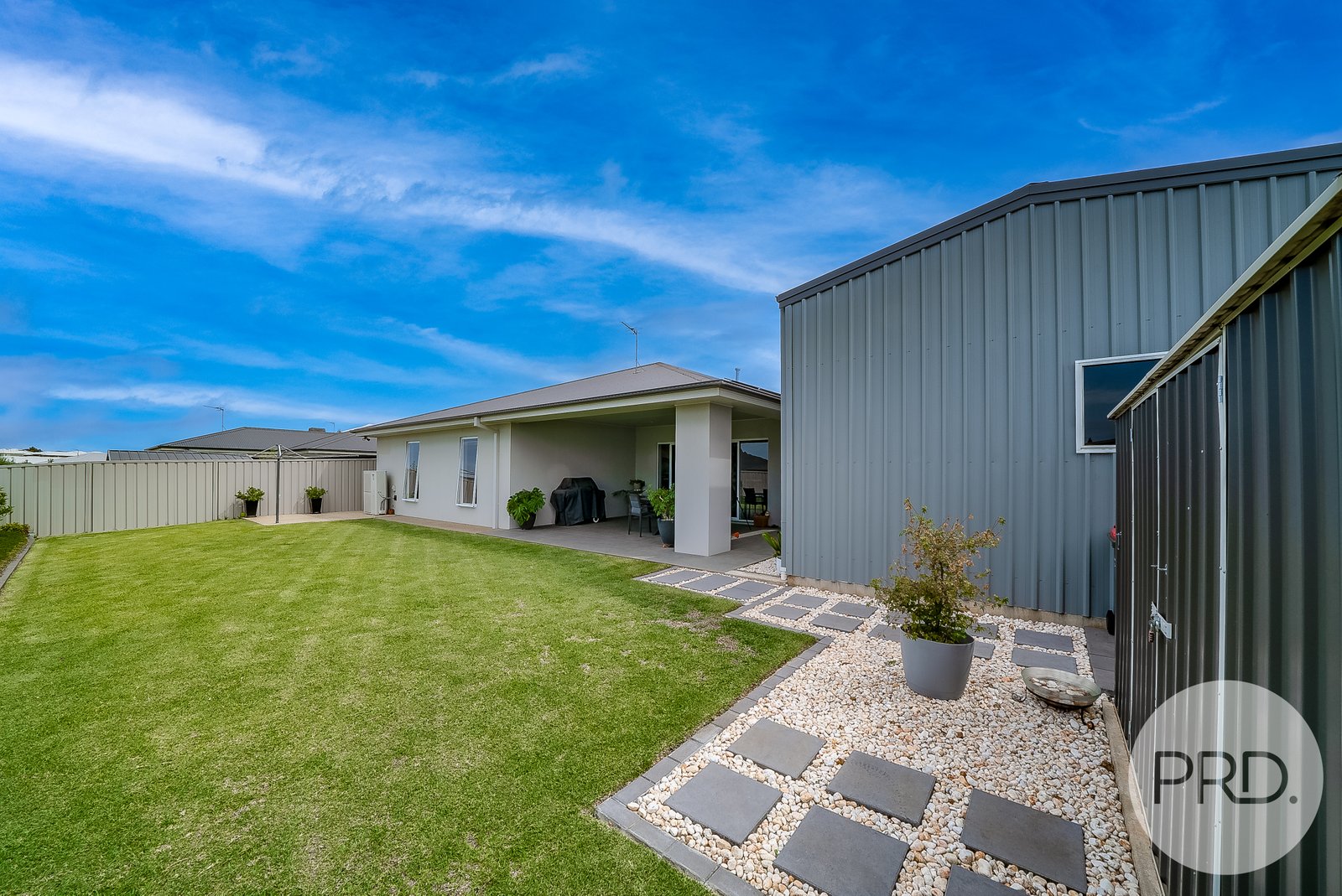 17 Turramia Crescent GOBBAGOMBALIN 17