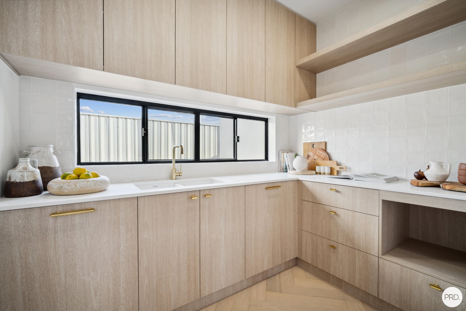 17 Unaipon Street LLOYD 12