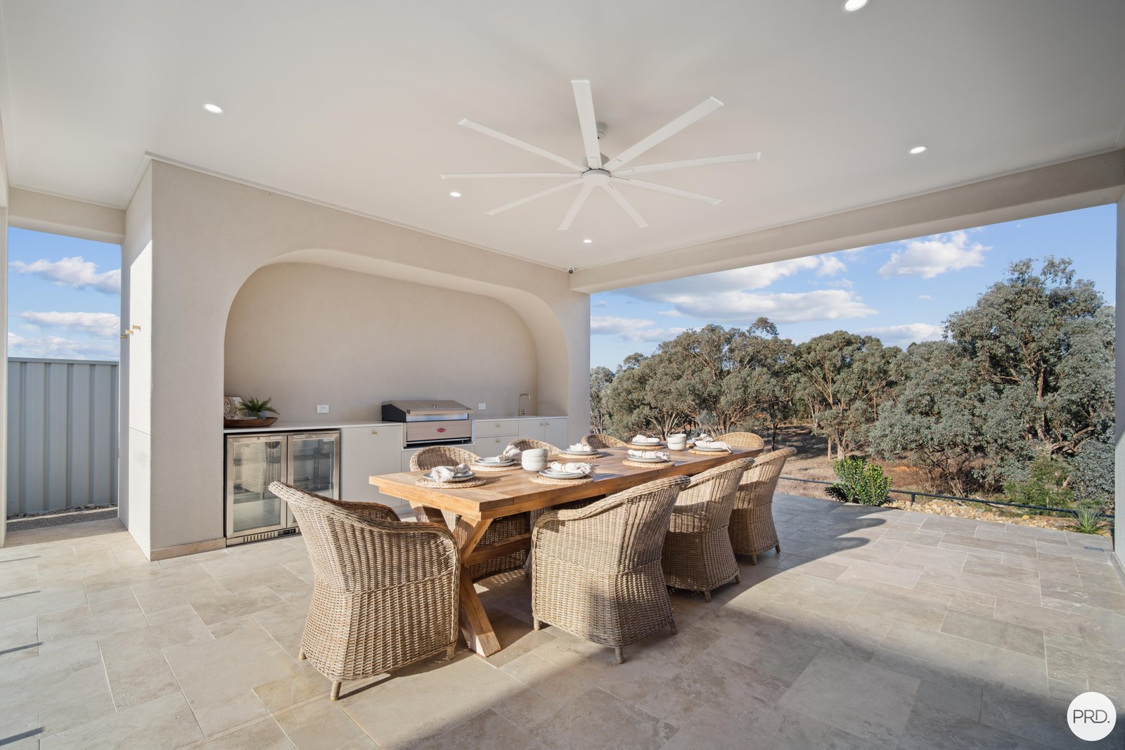 17 Unaipon Street LLOYD 34