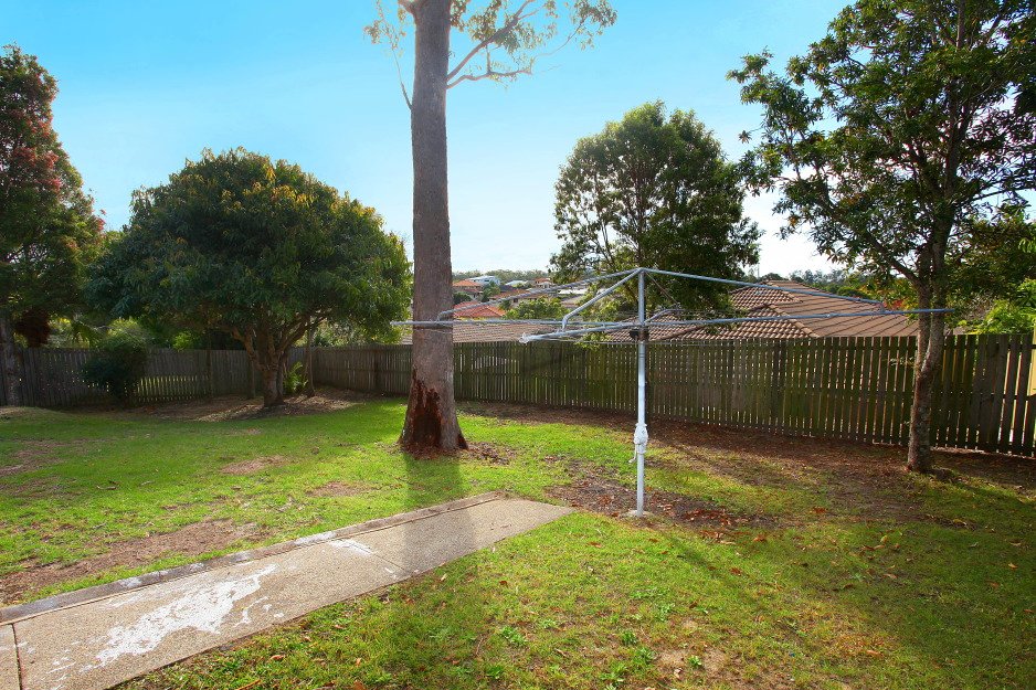 17 Verdelho Way MOLENDINAR 11