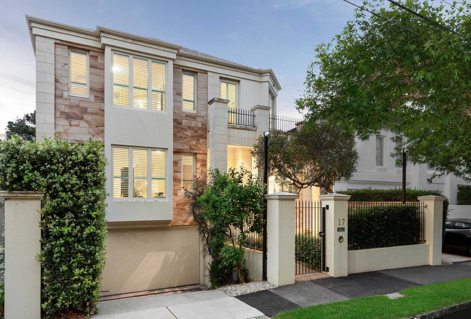 Gallery: 17 Victoria Street