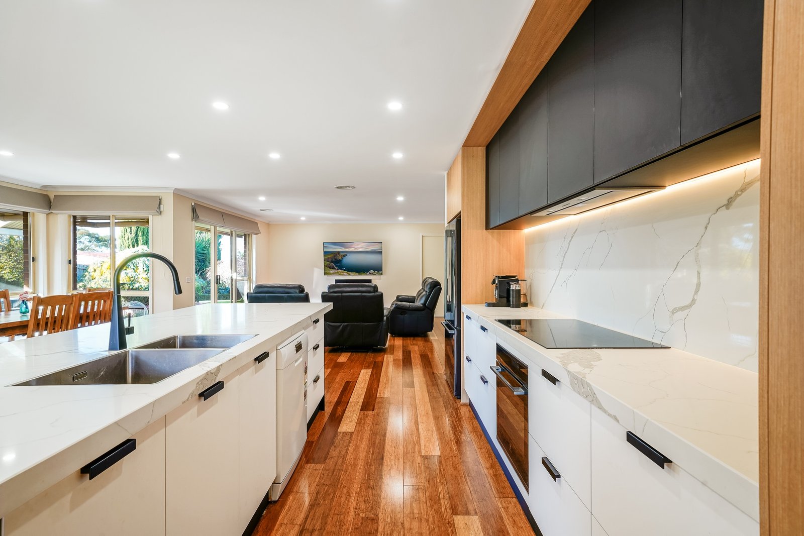 Gallery: 17 Villawood Court