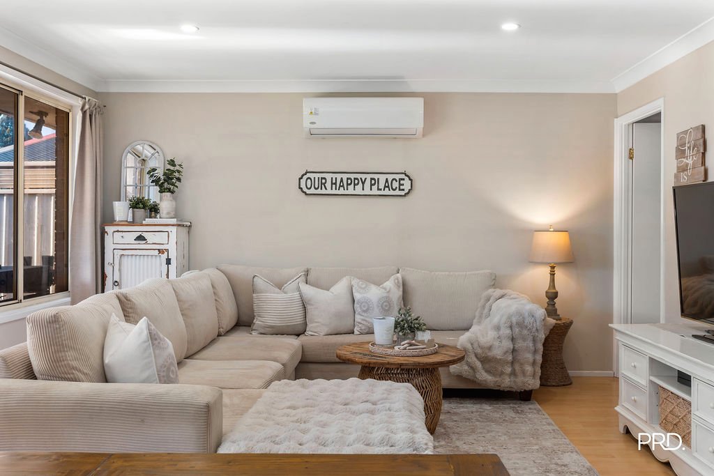 17 Vivaldi Crescent CLAREMONT MEADOWS 2