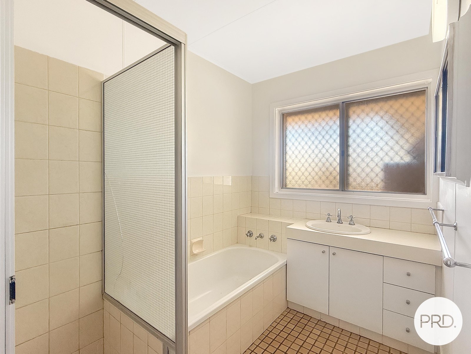 17 Viveash Way BULGARRA 8