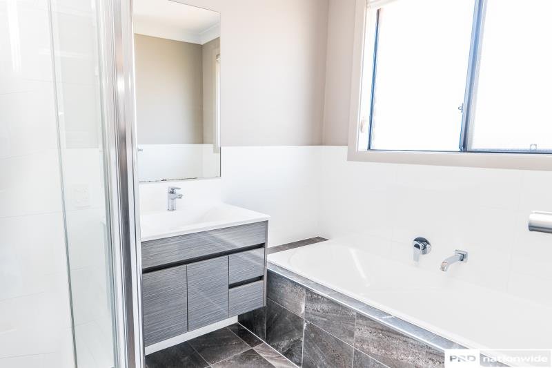 17 Wagtail Drive TAMWORTH 6