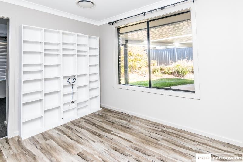 17 Wagtail Drive TAMWORTH 7