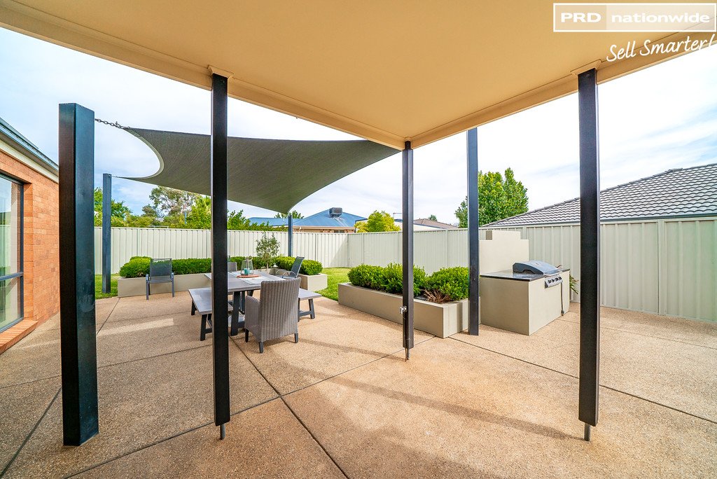 17 Walla Place GLENFIELD PARK 16