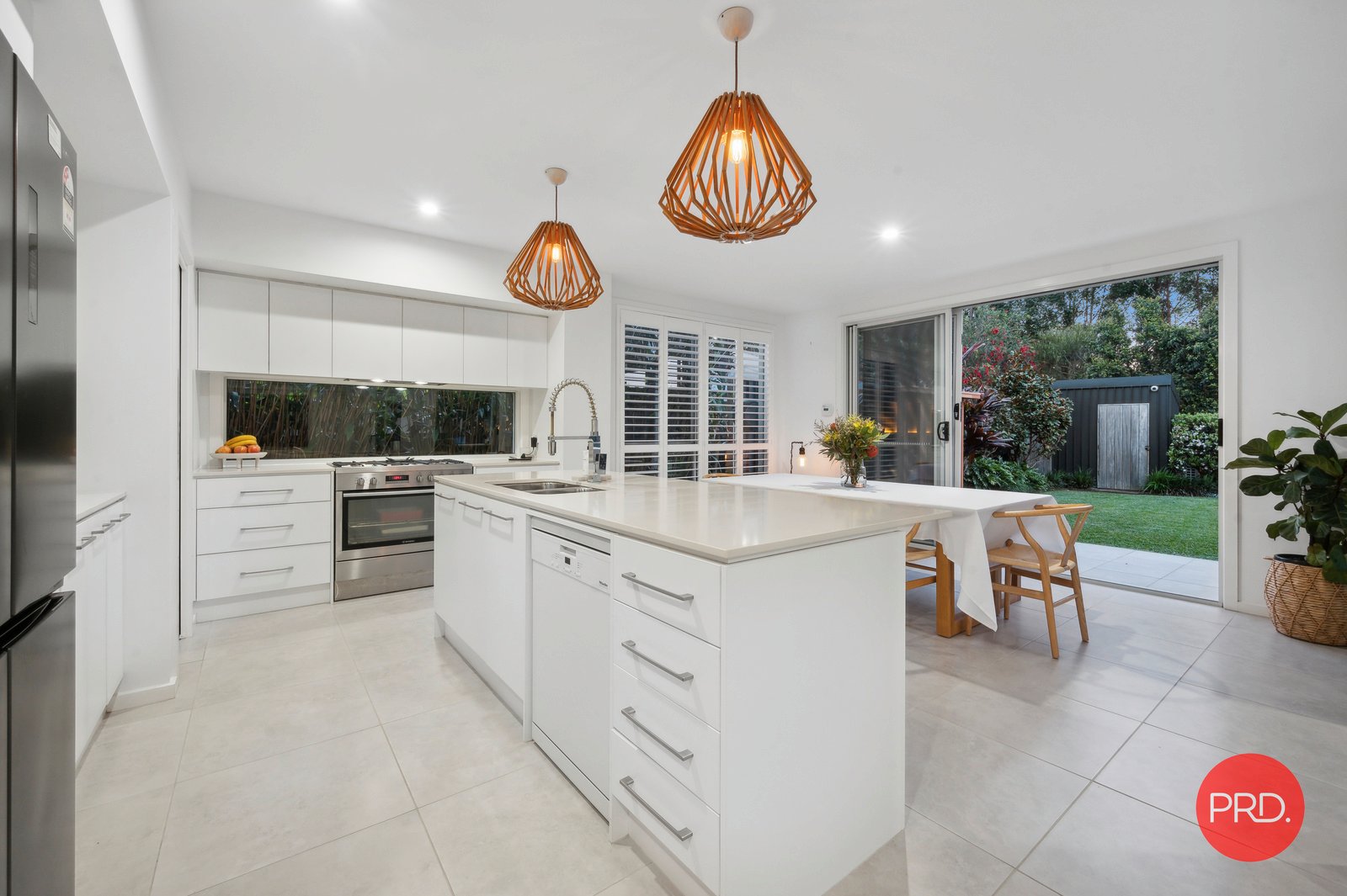 17 Watergum Close SAPPHIRE BEACH 11
