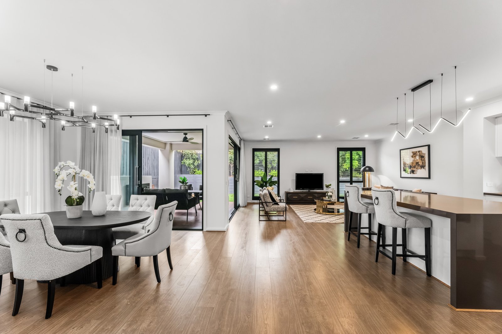 Gallery: 17 Wattlebird Court