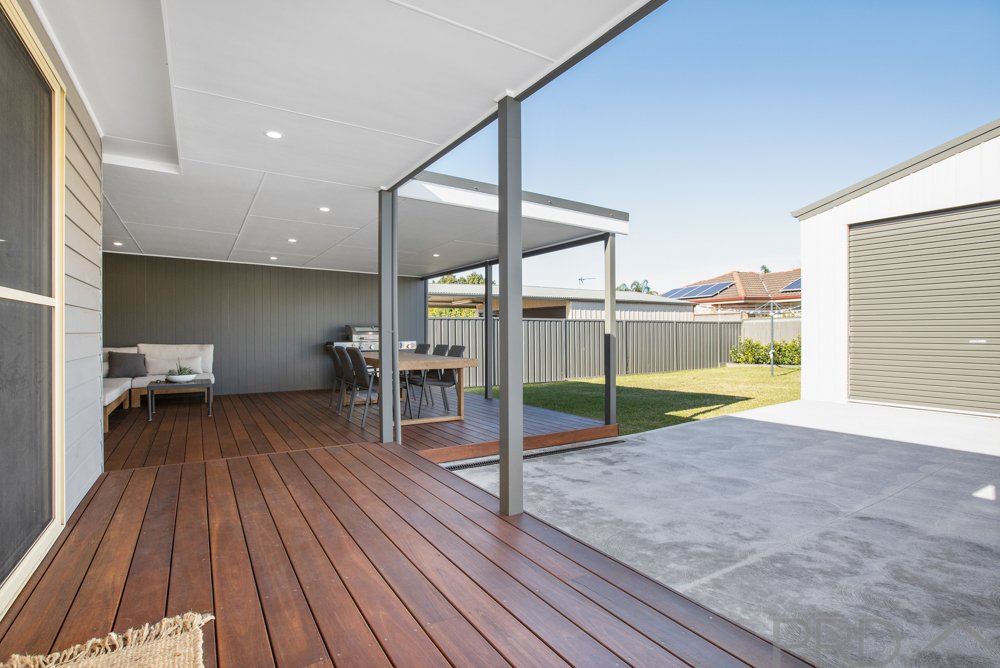 17 Weingartner Avenue TARRO 8