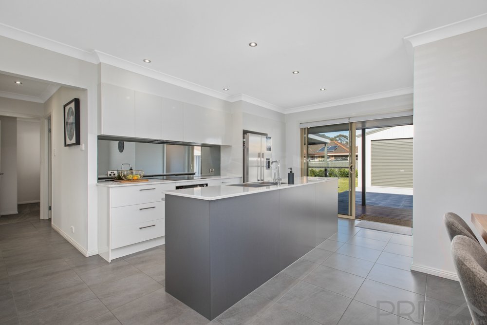 17 Weingartner Avenue TARRO 15