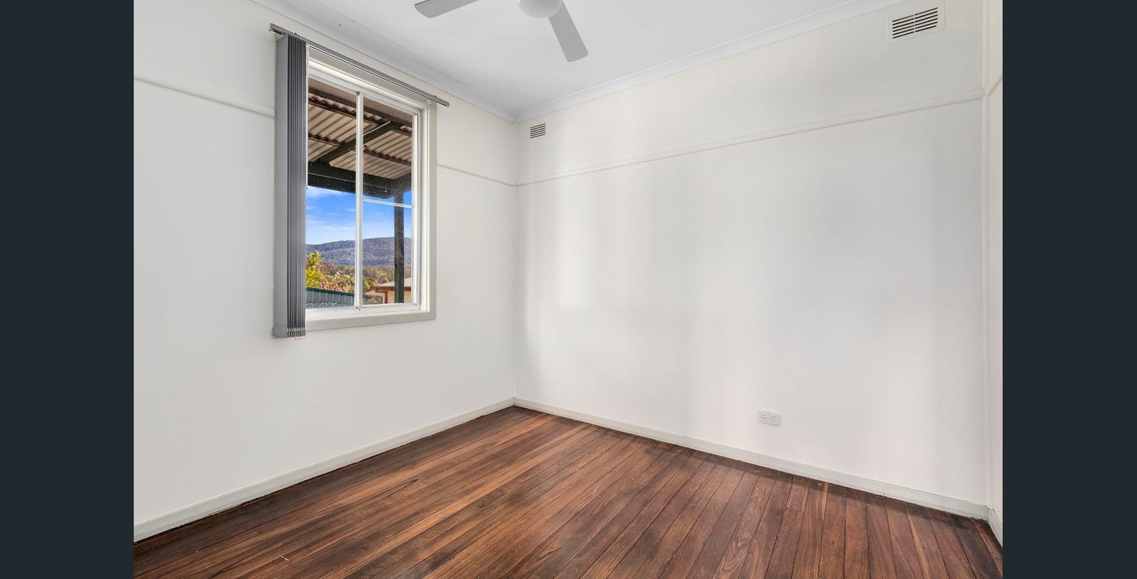 17 Weir Street NANA GLEN 5