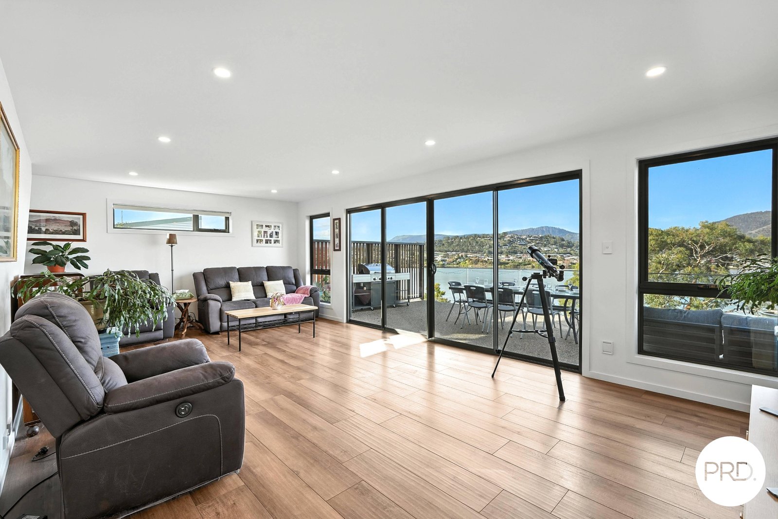 17 Wendourie Parade AUSTINS FERRY 18