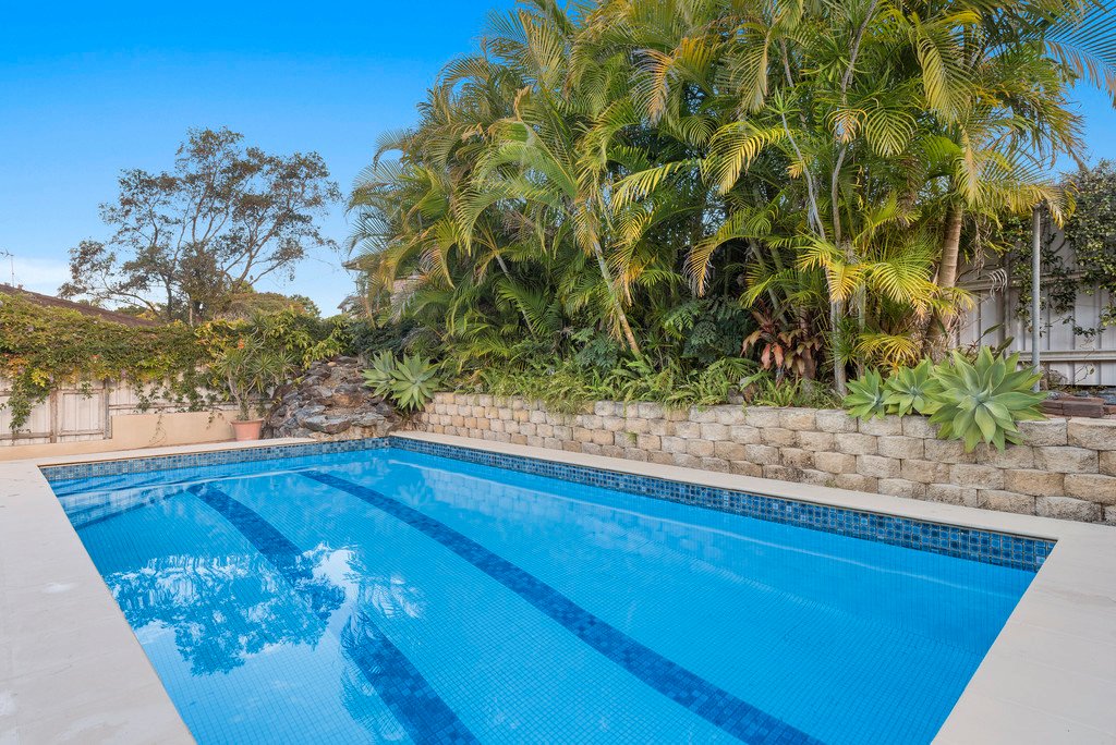 17 Wentworth Ave  COFFS HARBOUR 2