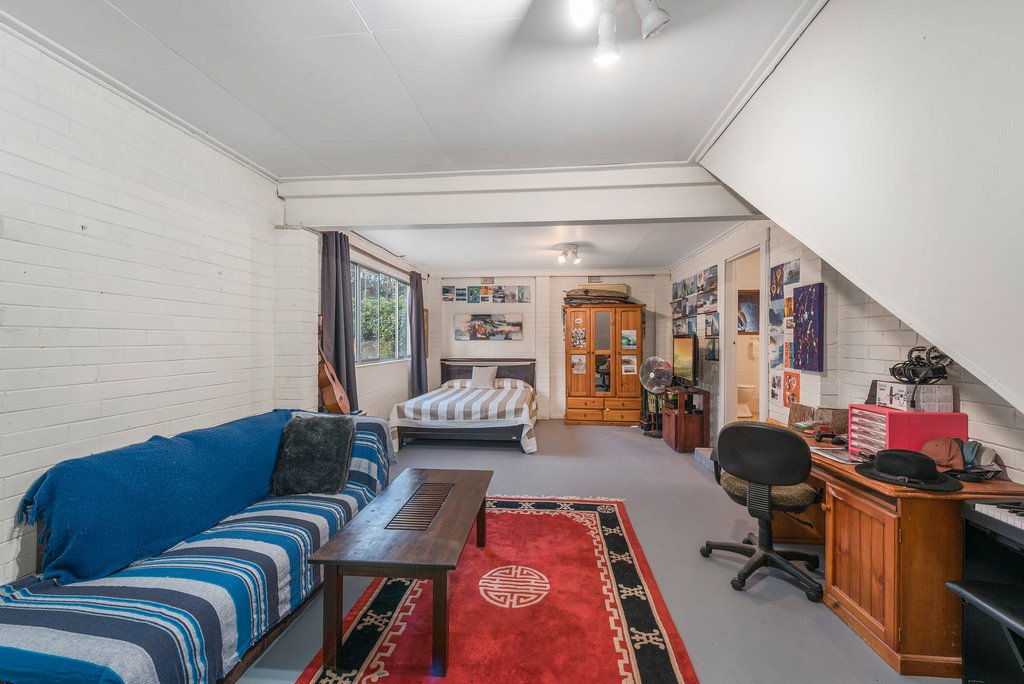 17 Wentworth Ave  COFFS HARBOUR 16