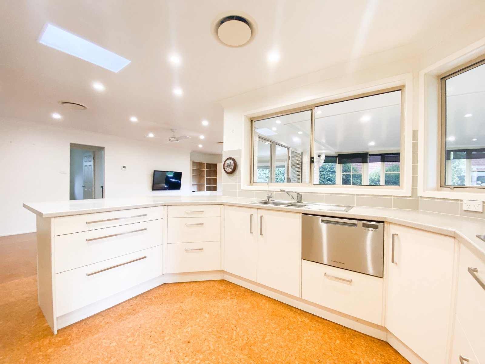 17 Whiting Place CORLETTE 12