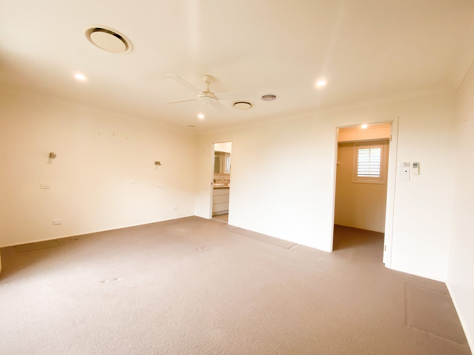 17 Whiting Place CORLETTE 14