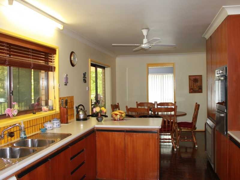 17 William Street TUMBARUMBA 7