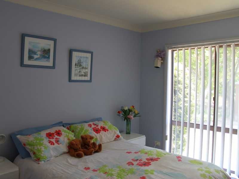 17 William Street TUMBARUMBA 12