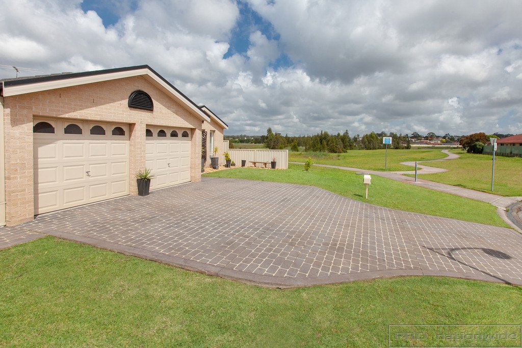 17 Willow Close THORNTON 2