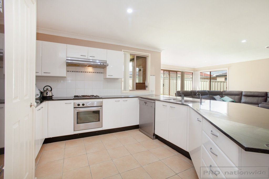 17 Willow Close THORNTON 7