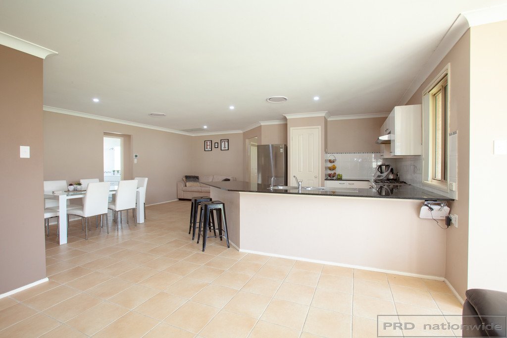 17 Willow Close THORNTON 8