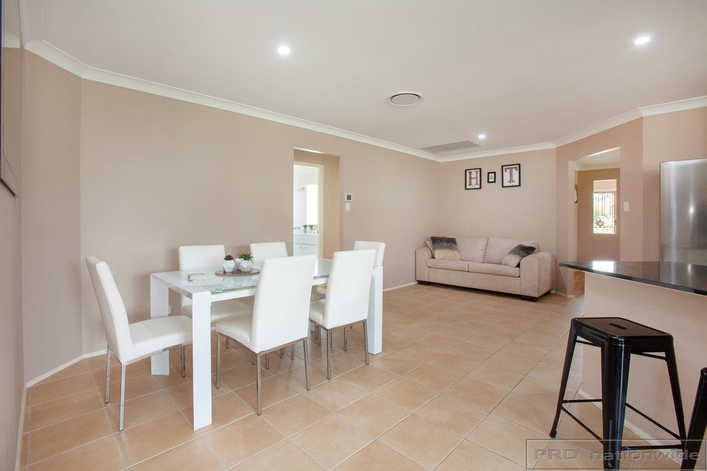 17 Willow Close THORNTON 9