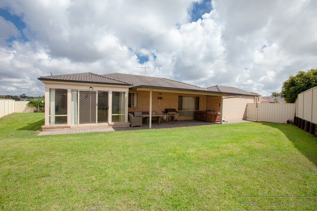 17 Willow Close THORNTON 14