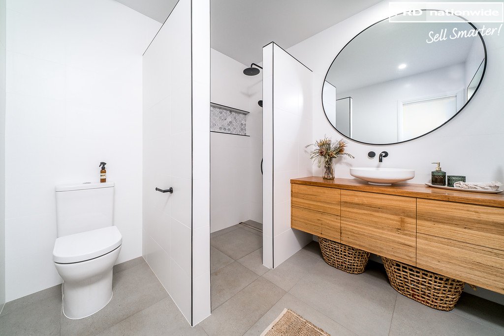 17 Wiveon Street GOBBAGOMBALIN 8
