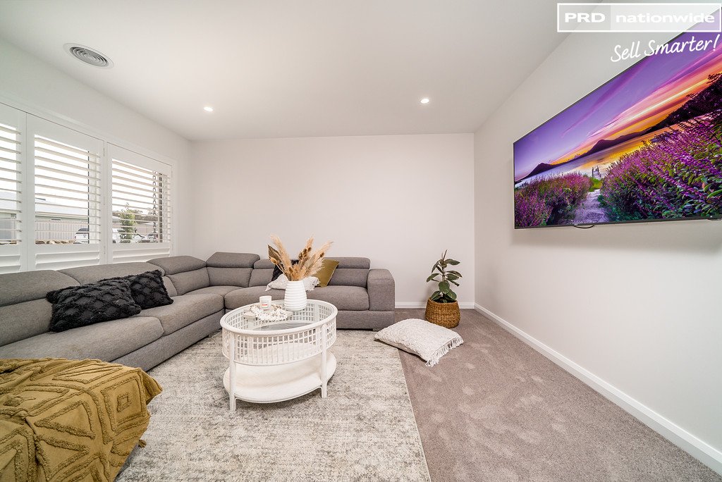 17 Wiveon Street GOBBAGOMBALIN 21
