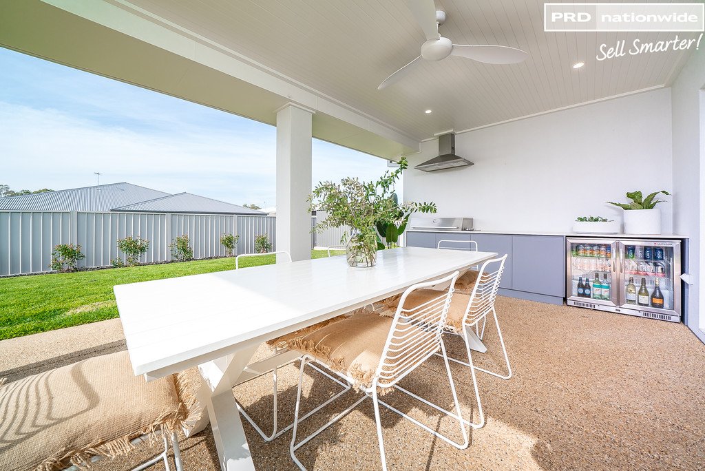 17 Wiveon Street GOBBAGOMBALIN 22