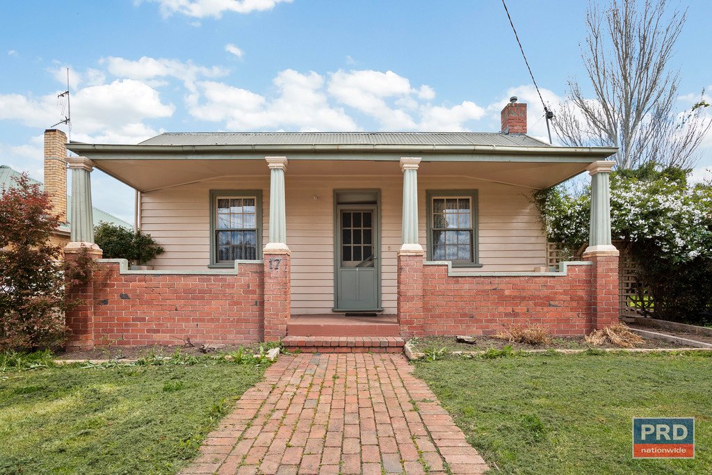 17 Wood Street LONG GULLY 1