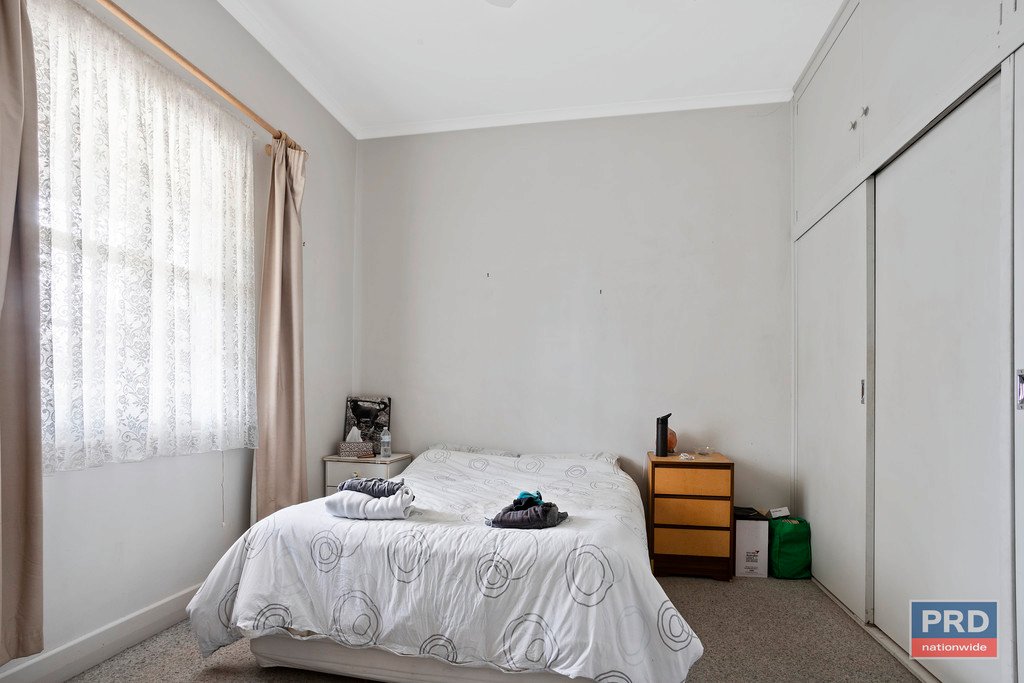 17 Wood Street LONG GULLY 4