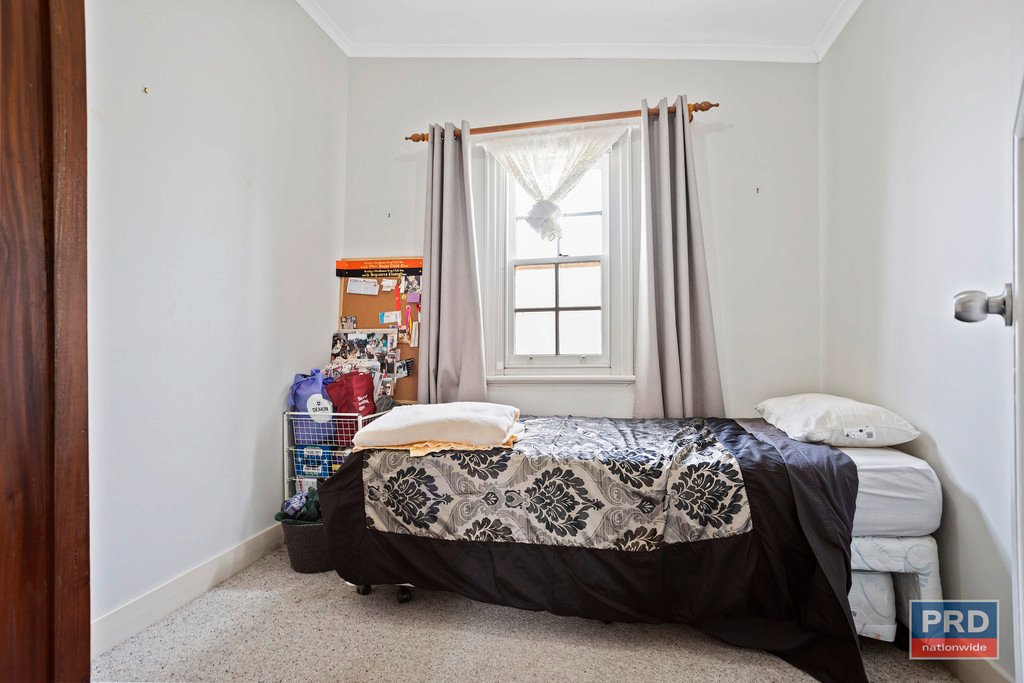 17 Wood Street LONG GULLY 5