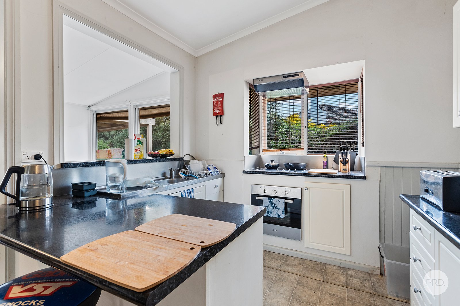 17 Wood Street LONG GULLY 3