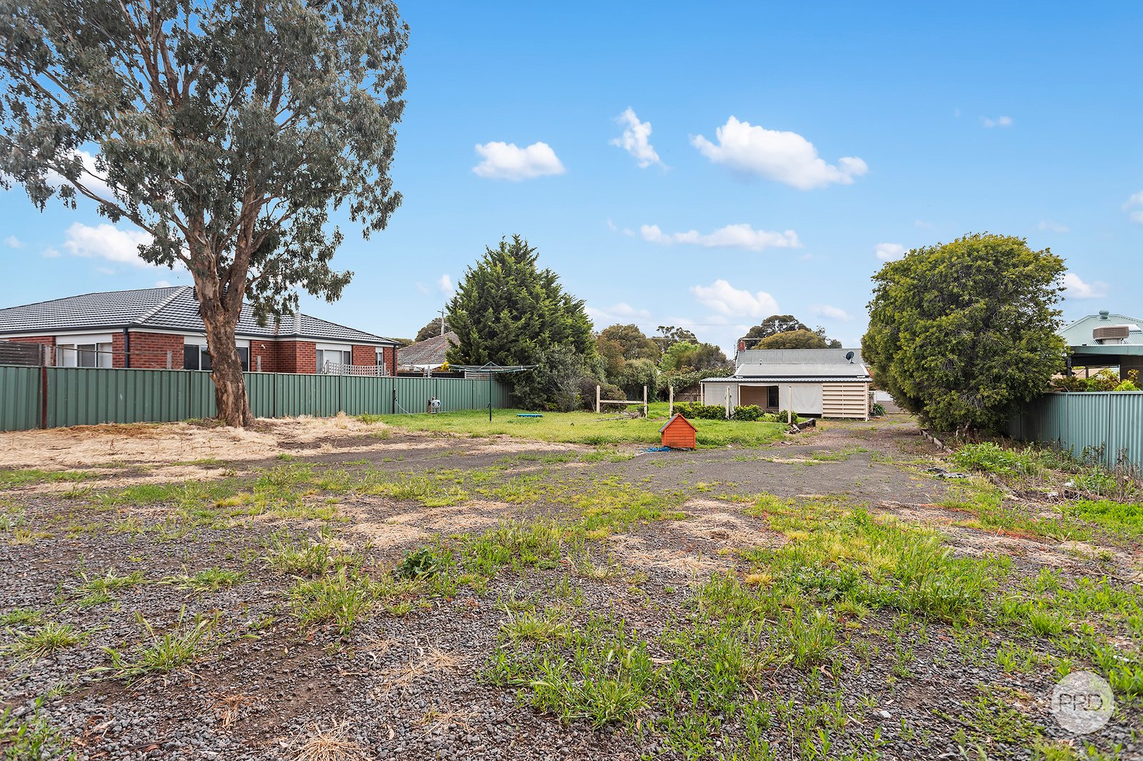 17 Wood Street LONG GULLY 11