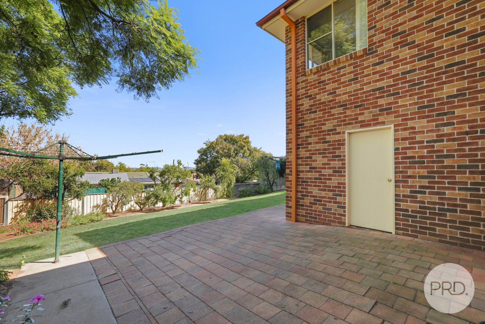 17 Woodbry Crescent TAMWORTH 11